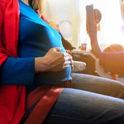 Viajar en avión embarazada