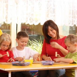 Adaptación de niños de 2 a 3 años a la escuela, parvulario o guardería