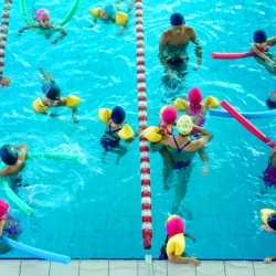 Prevención y medidas de seguridad en la natación infantil