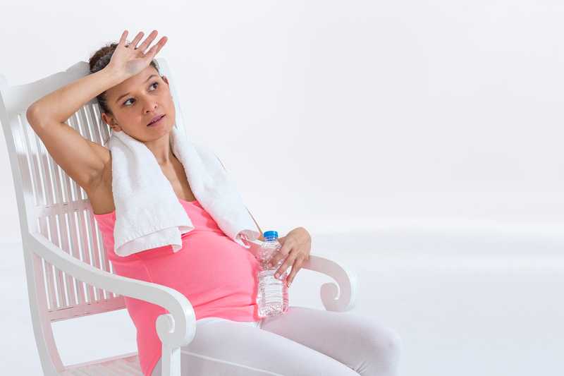 ¿Puedo tomar bebidas energizantes durante el embarazo?