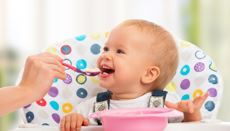 Alimentación para bebés: de la lactancia a la papilla