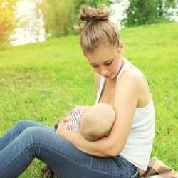 La leche materna evita muertes