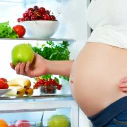 Cómo comer de forma segura durante el embarazo