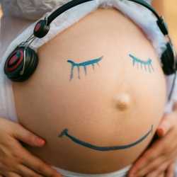 La musicoterapia en el embarazo reduce los niveles de estrés