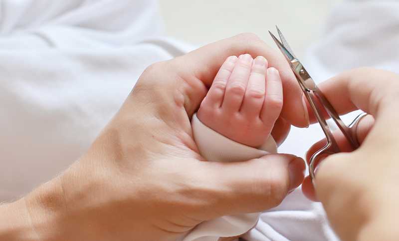 ¿Cómo cortar las uñas de tu bebé?