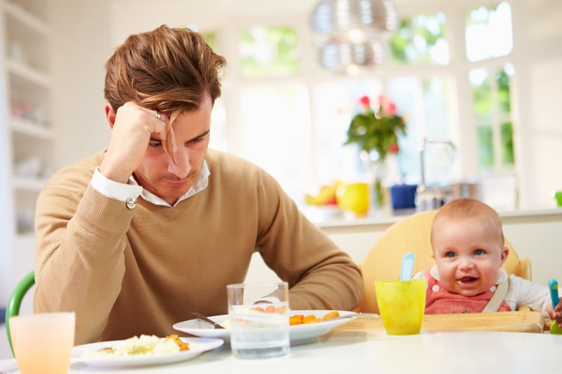 La depresión posparto también afecta a los papás